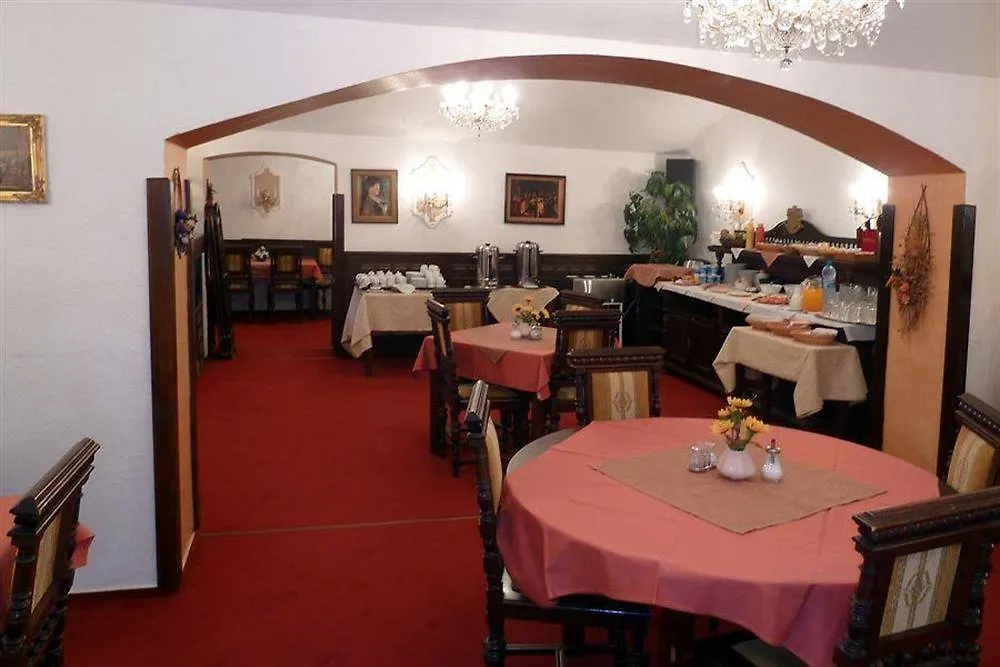 Hotel Vysehrad Prag 4*,